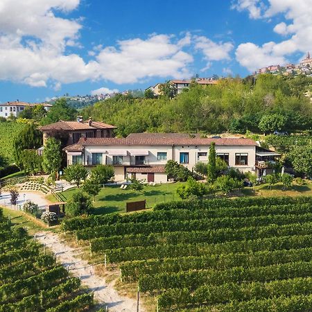 Il Cortile Suites Diano dʼAlba Eksteriør bilde