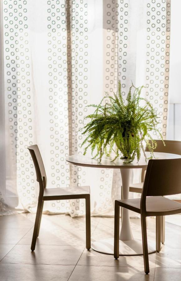 Il Cortile Suites Diano dʼAlba Eksteriør bilde