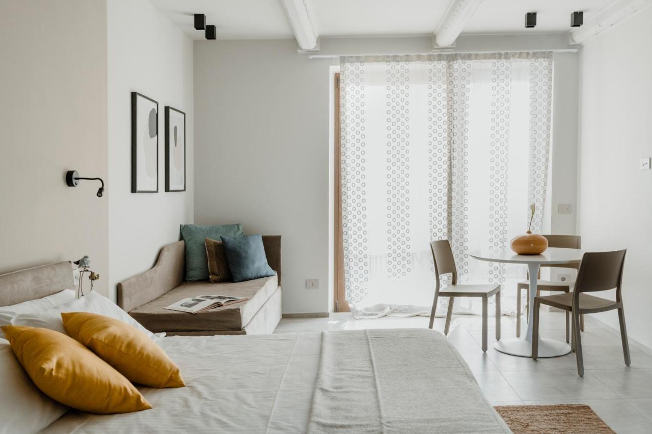 Il Cortile Suites Diano dʼAlba Eksteriør bilde