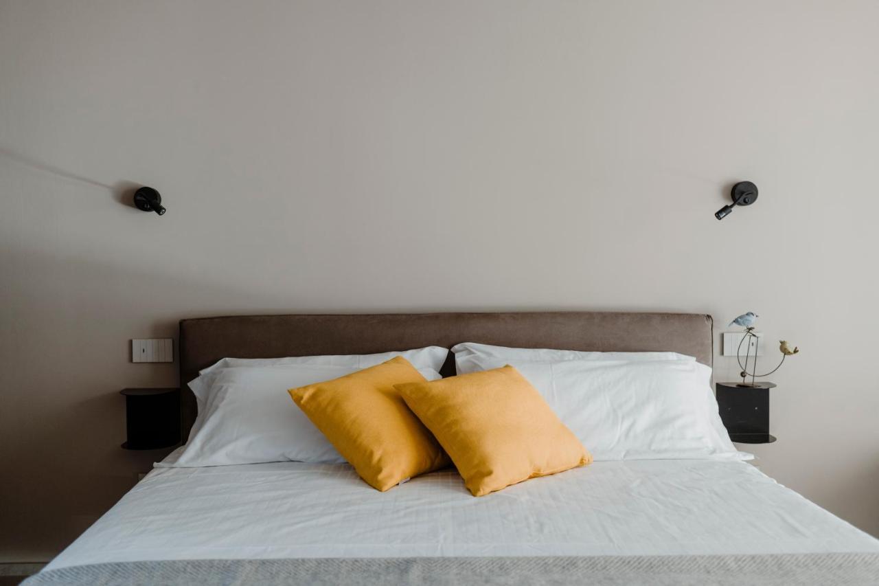 Il Cortile Suites Diano dʼAlba Eksteriør bilde