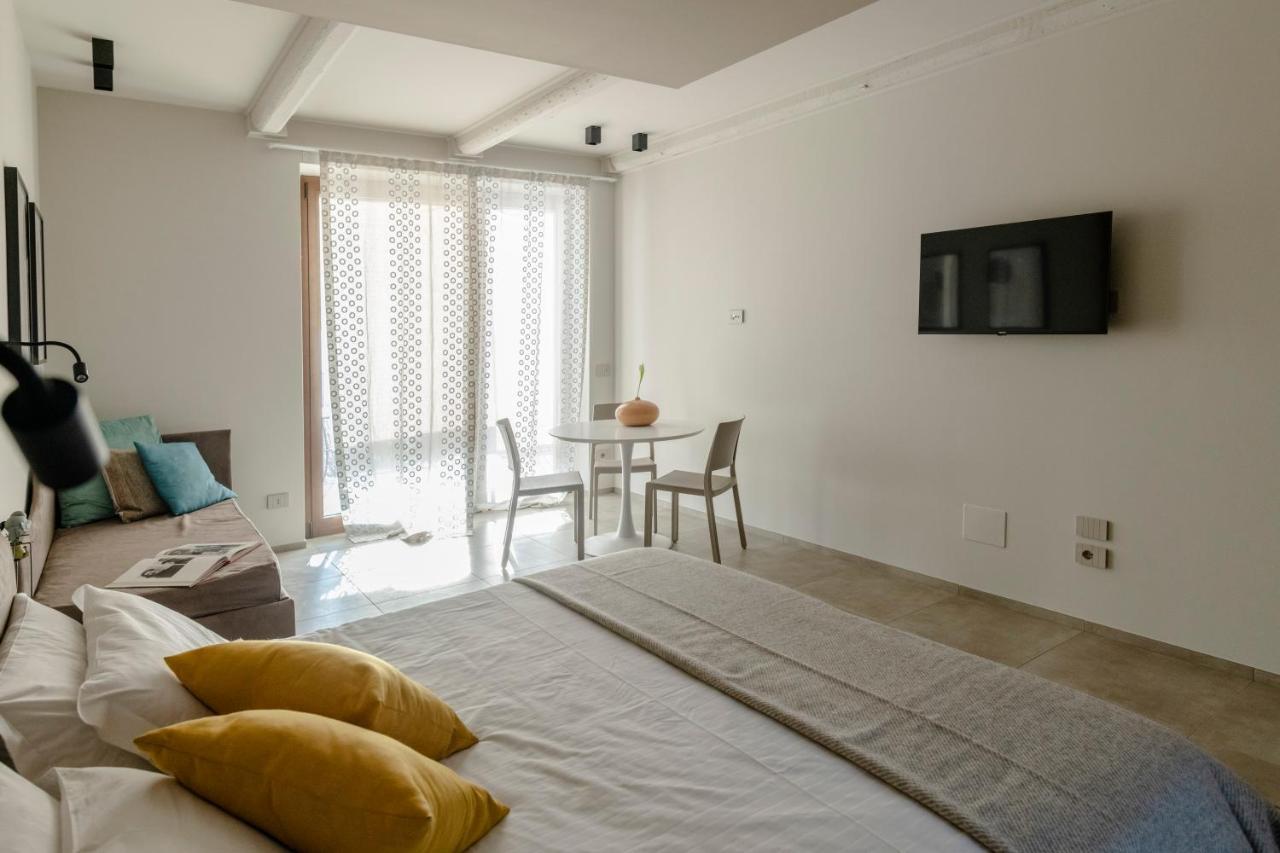 Il Cortile Suites Diano dʼAlba Eksteriør bilde