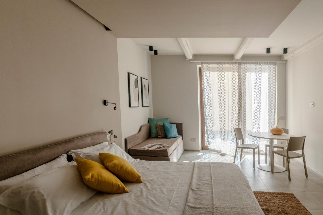 Il Cortile Suites Diano dʼAlba Eksteriør bilde