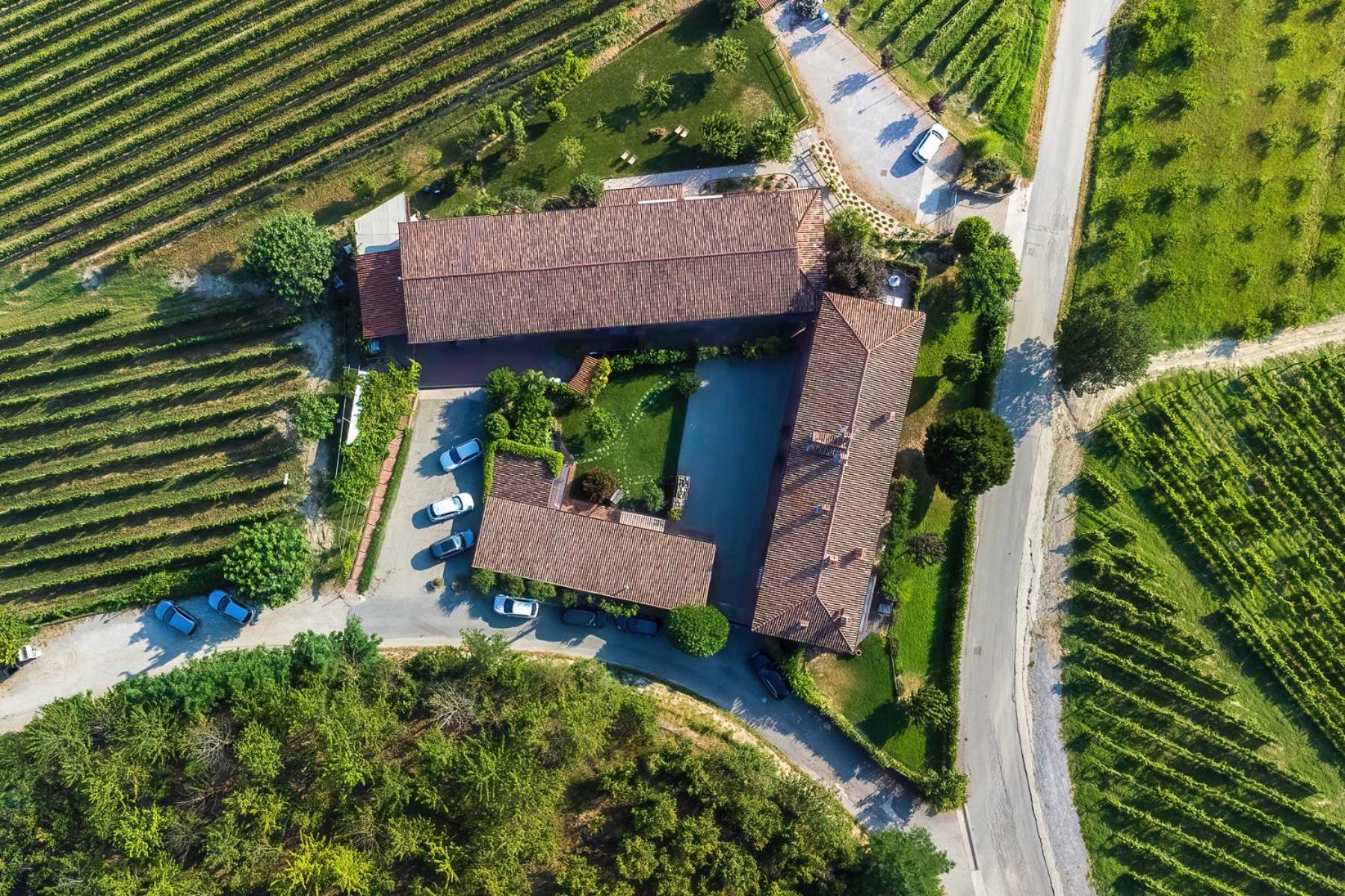 Il Cortile Suites Diano dʼAlba Eksteriør bilde