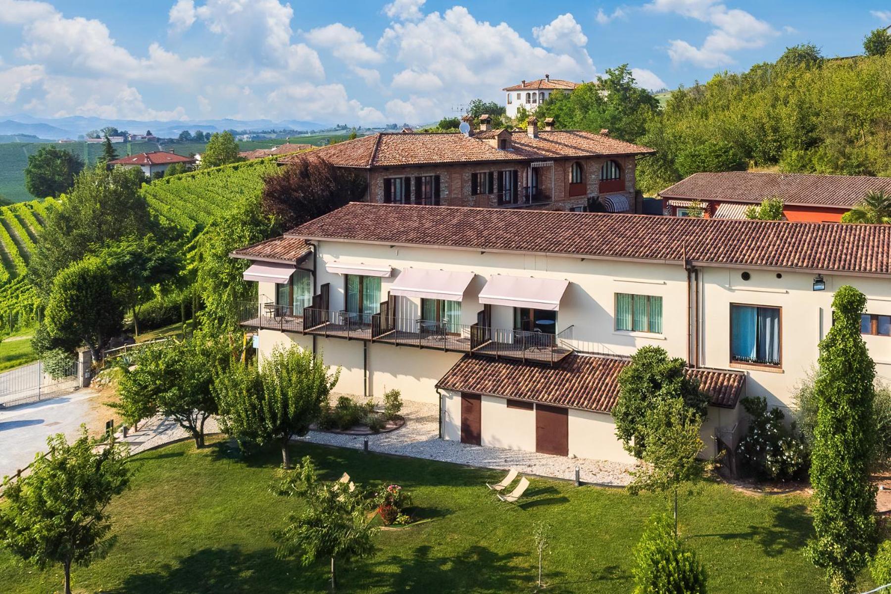 Il Cortile Suites Diano dʼAlba Eksteriør bilde