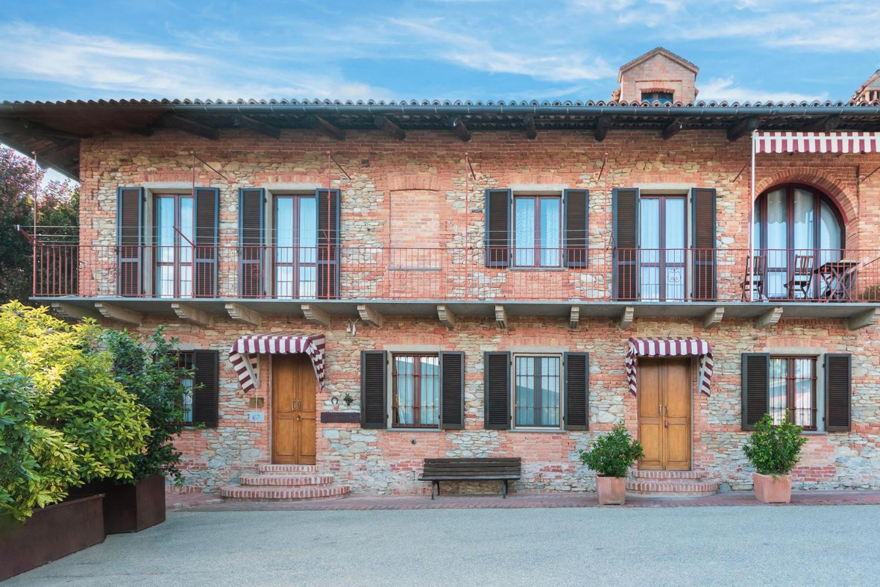 Il Cortile Suites Diano dʼAlba Eksteriør bilde
